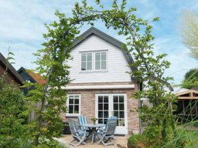 Гостиница Fairy tale holiday home in Bergen with terrace  Берген